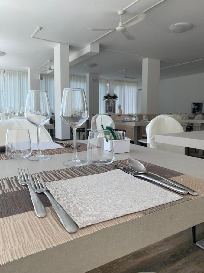 Hotel Carmen Riccione Exterior photo
